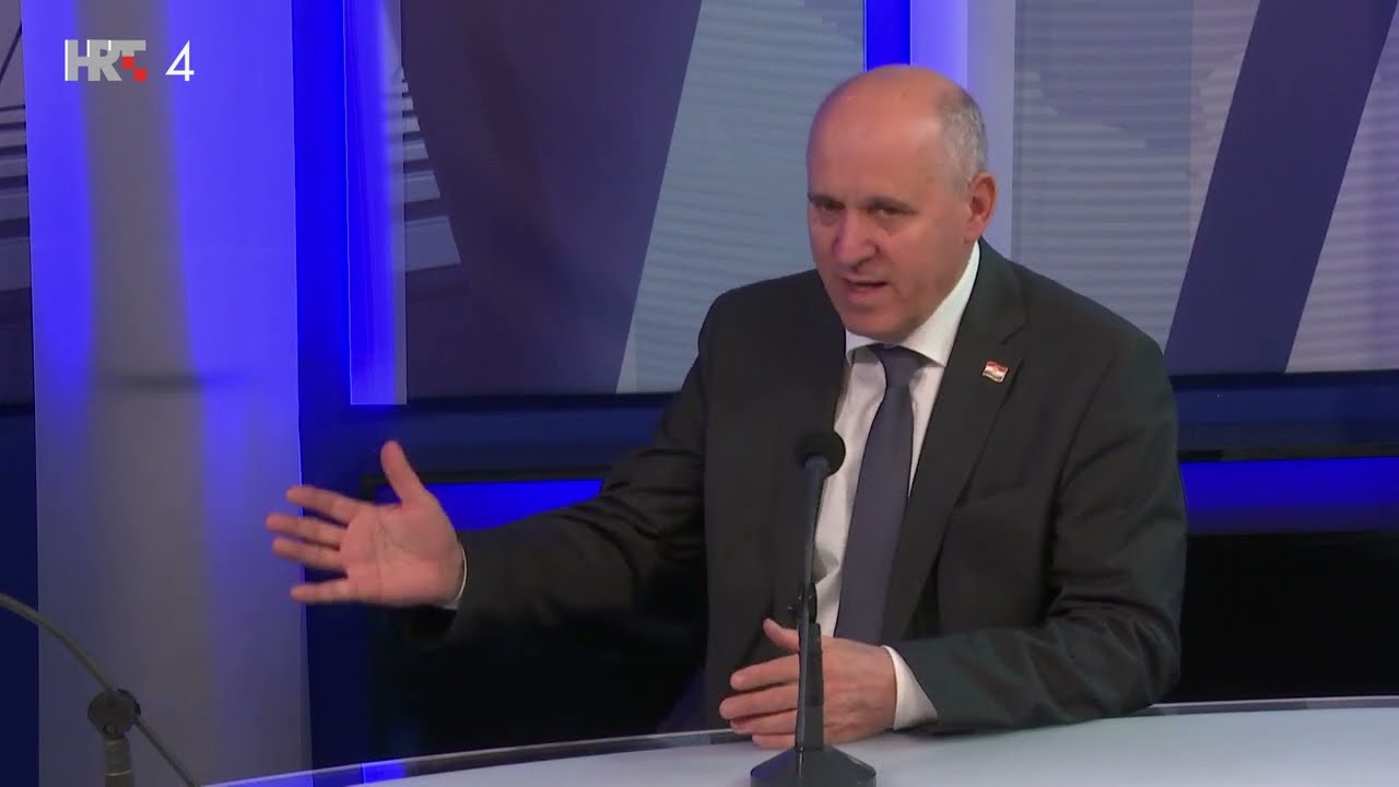 A sada Vlada: Branko Bačić