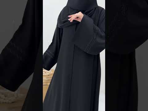 عباية كلوش بتطريز فخم على الأكمام عبايات