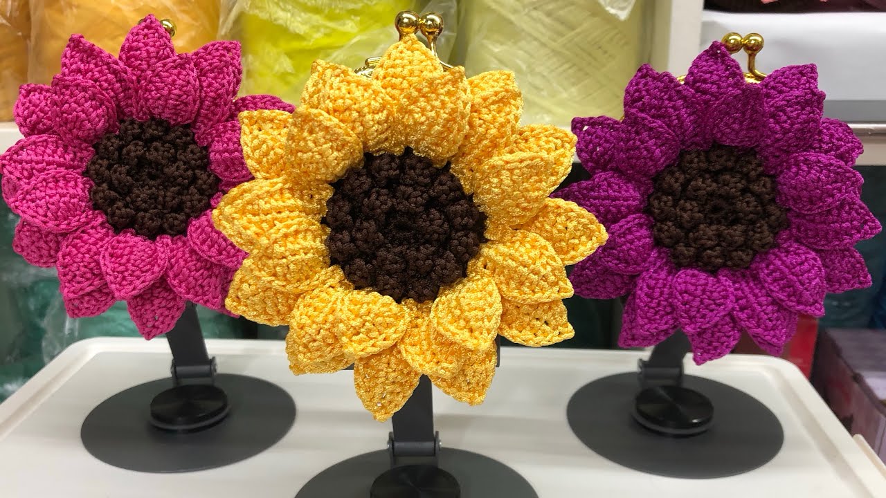 Crochet Sunflower for Coin purse and Mini bag (tutorial) - YouTube