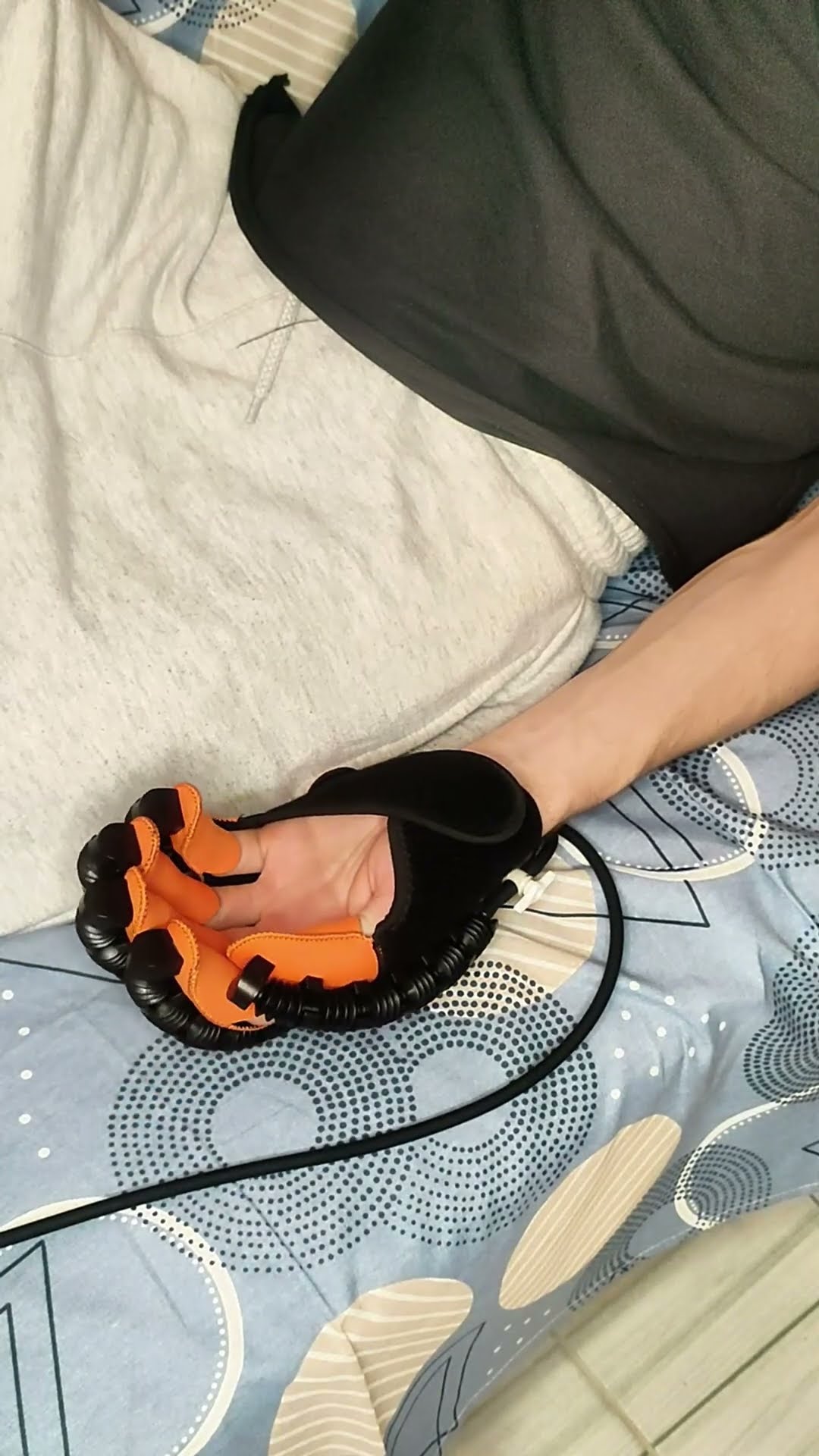 Product Link in Bio ( # 1092 ) @MaviGadgets ? ▶️ Effortless Exercise Automatic Hand Trainer Gloves
