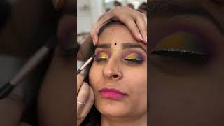 Half cut crease haldi mehendi eye makeup 💄 please subscribe #shorts #makeup