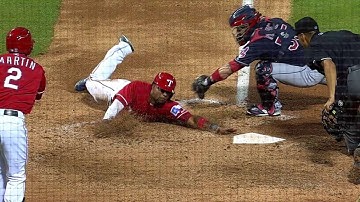 CLE@TEX: Andrus scores go-ahead run on quirky play