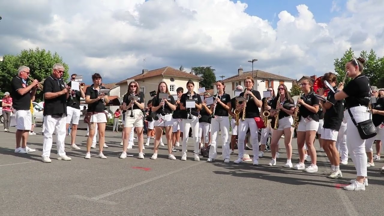 Los Cassanoïalos (16) - 35 ans Banda de Chabanais (2023) - Salut Les Amoureux