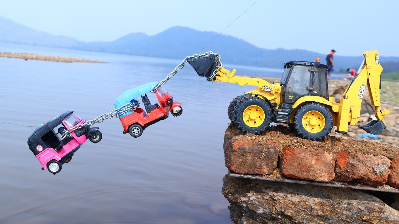 Two Auto Rickshaw And Man Tipper Accident Pulling Out JCB Machine ? Mahindra Tractor | CS Toy