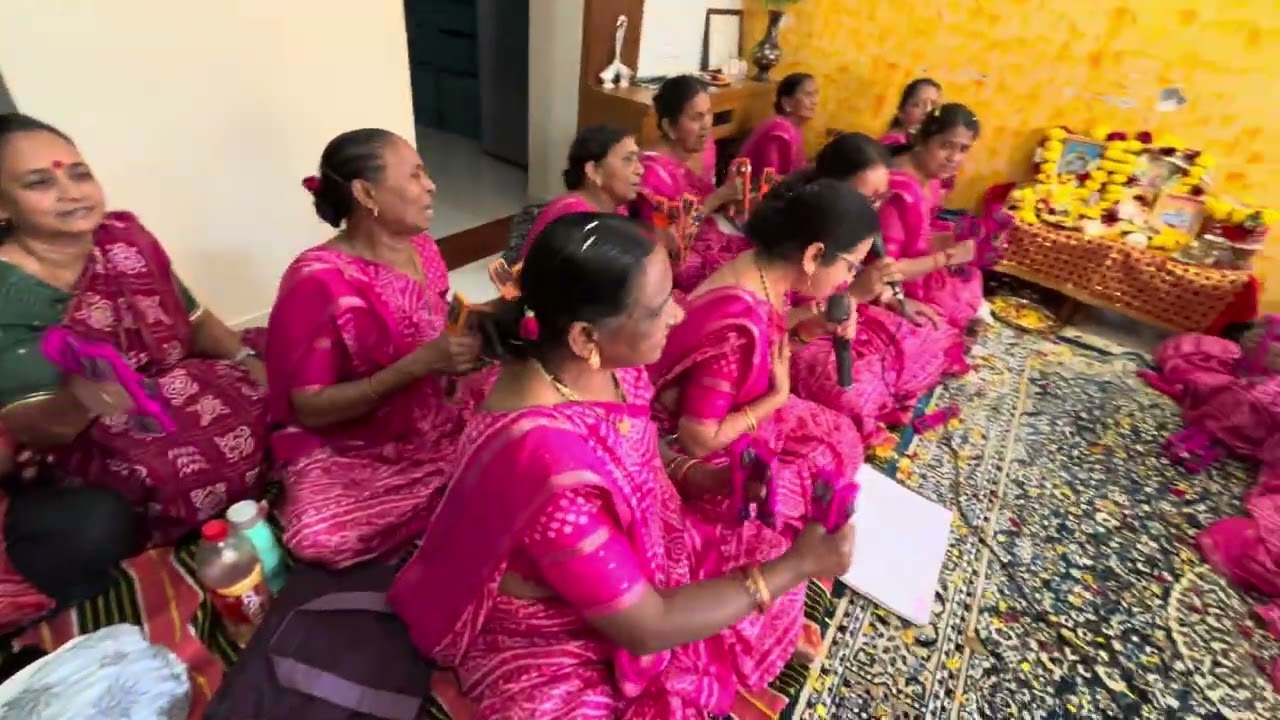 સુપર………આવા ભજન ગાવા ની મજા પડે