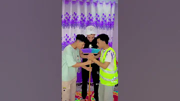 رشو الكلونيه عشان كوريه 