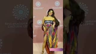 Priyanka Chopra Looks Sizzling in Hot Dress at #nmacc #natunatu #trendingonshorts #shorts