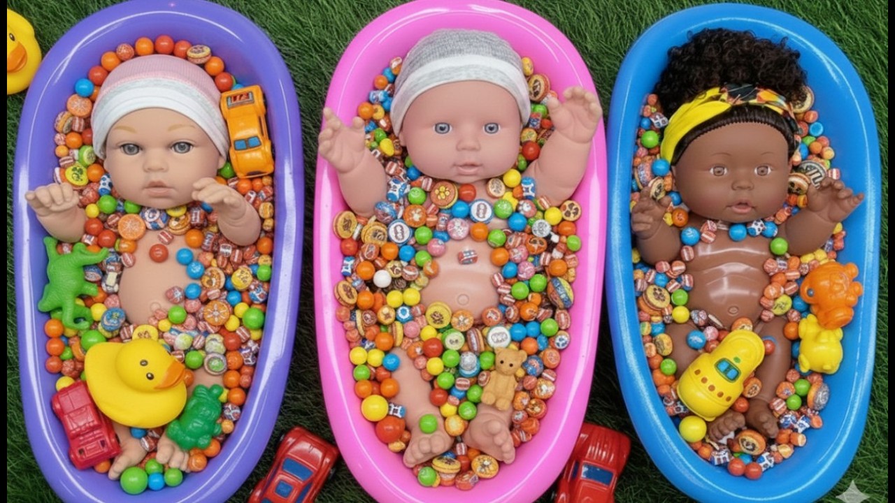 4 Minutes Satisfying Video Mixing Funny Candy ASMR & Make Up in 3 Bathtubs with Magic M&M's Slime