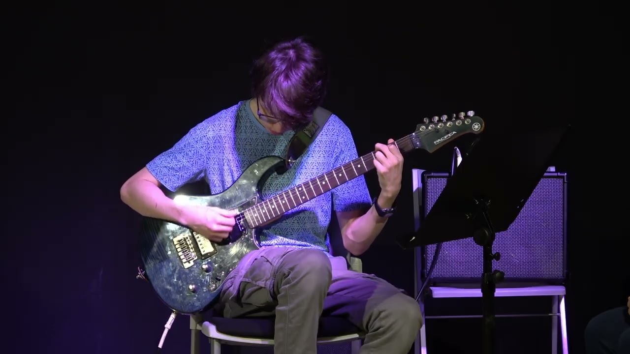 Guitarra Eléctrica de la Escuela de Música de Ansoáin-Antsoaingo Musika Eskolako Gitarra Elektrikoa