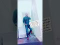 لما تكون في الشغل عايز تدخل الحمام وحد جوه وانت علي الاخر