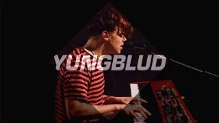 YUNGBLUD Covers Drake 'Best I Ever Had' & Arctic Monkeys 'Do I Wanna Know'  | Box Fresh Performance chords