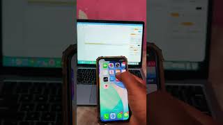 MacBook + iPhone Handoff Trick You Must Try 🔥