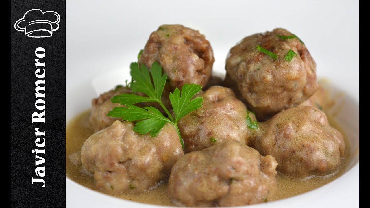 Albóndigas vegetarianas en salsa