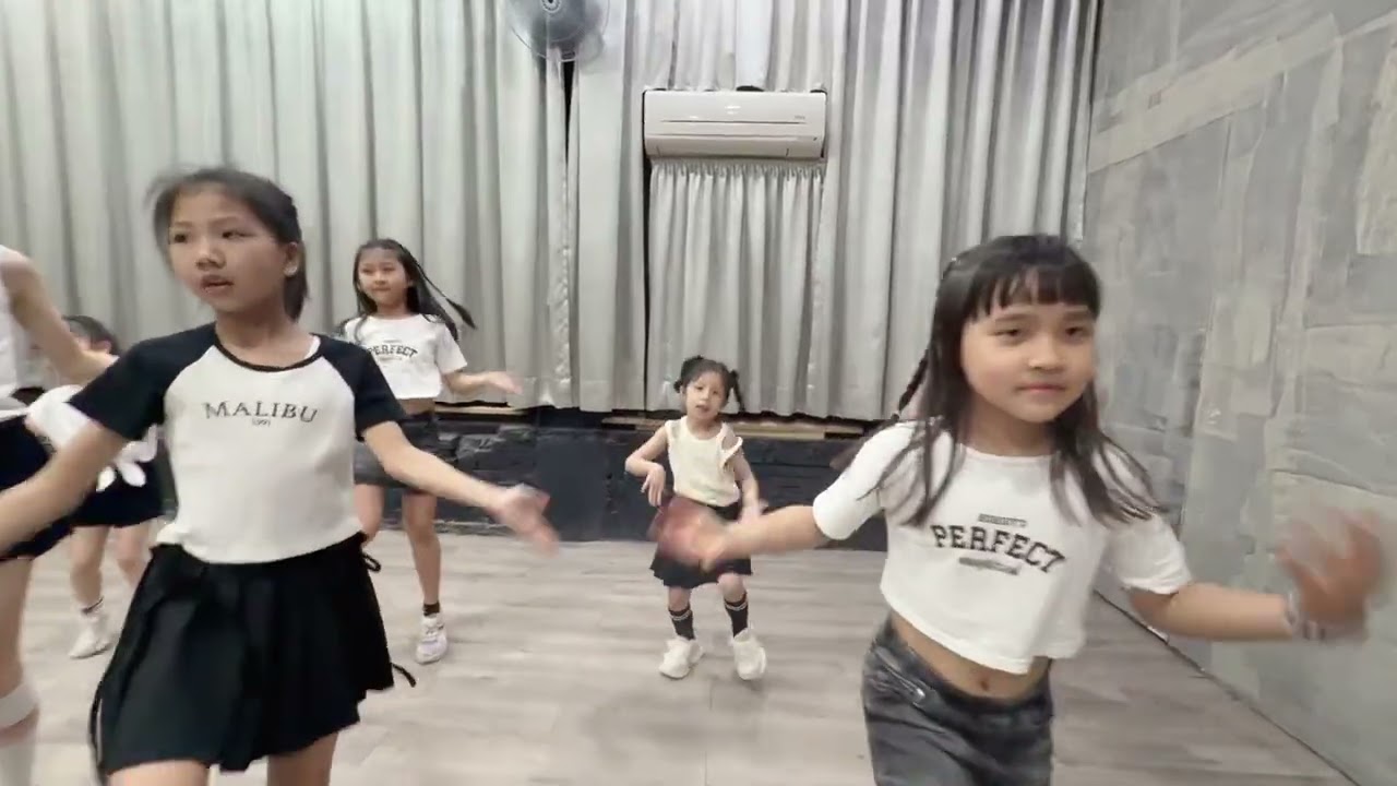 一彤舞蹈 - 兒童kpop - BABYMONSTER- ‘HOT SAUCE’