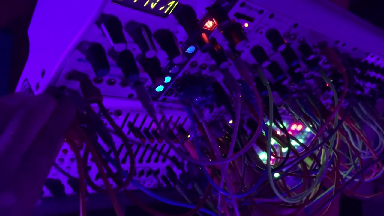 LIVE Modular #4 - Dark Eurorack Deep Tech