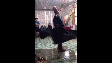 Chèo thôi mà hung hăng vầy. 😆 điệu chèo trong lễ cấp sắc của người Dao Tiền.