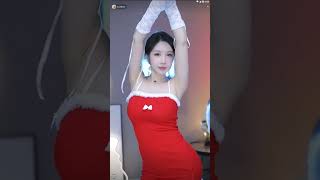 迷人的黎闪电20221225065653
