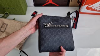 Gucci GG Supreme Black Small Messenger Bag - Check - Gucci Store Hamburg screenshot 5