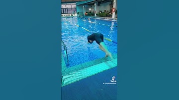 Học xuất phát bơi