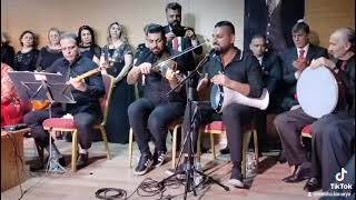 Özgür Gezer Çaresi̇zi̇m Gari̇bi̇m Konser