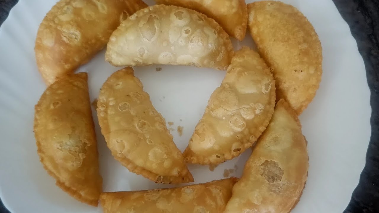 Gujiya,Mawa Gujiya/Holi special