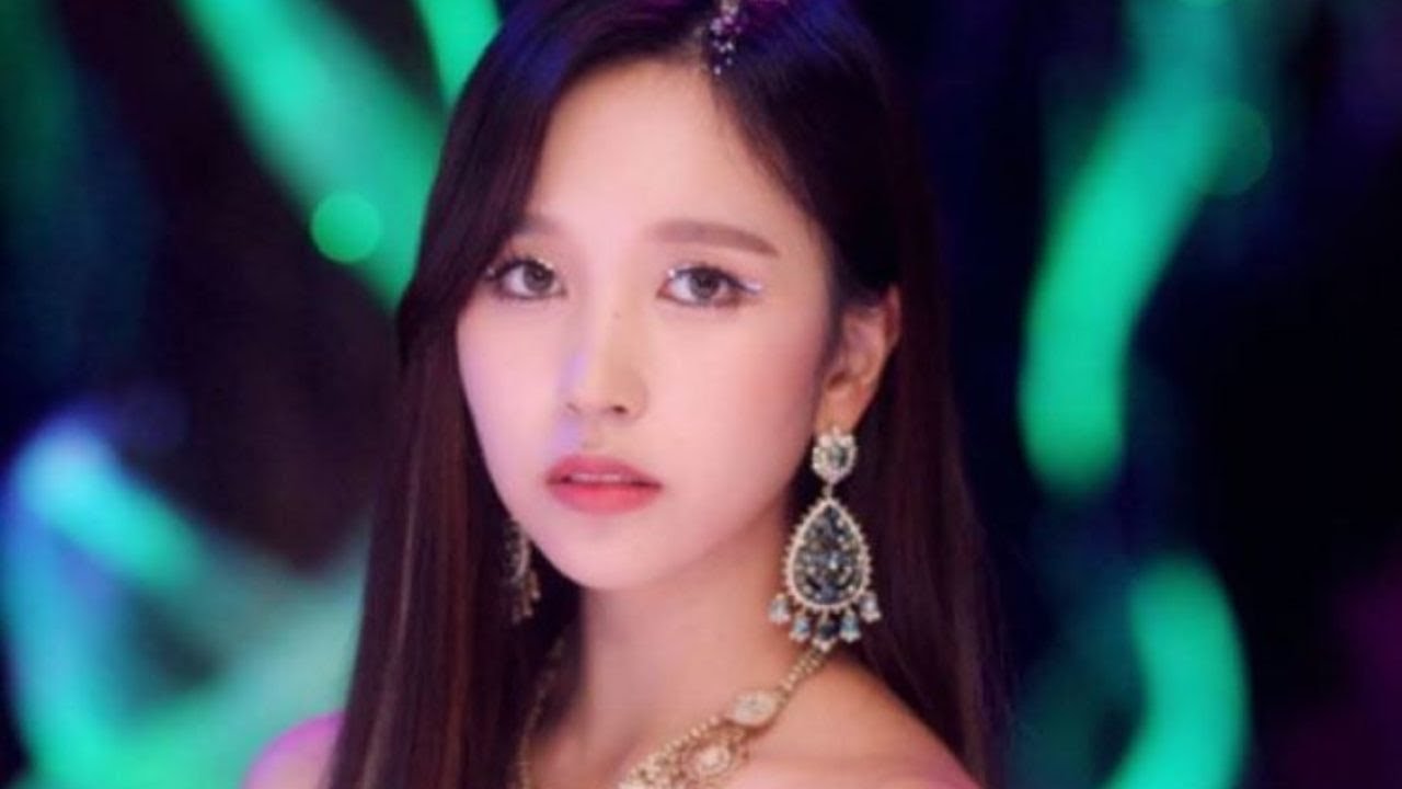 TWICE/LOONA - FEEL SPECIAL x BREAKTHROUGH x SATELLITE (MASHUP)