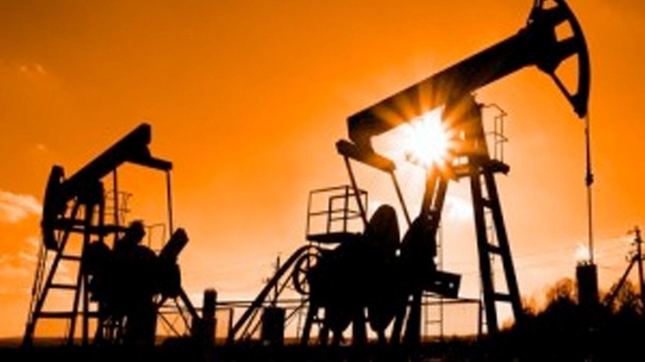 Declining Crude Prices Weighs on Stocks; Home Prices Gained Steam in June