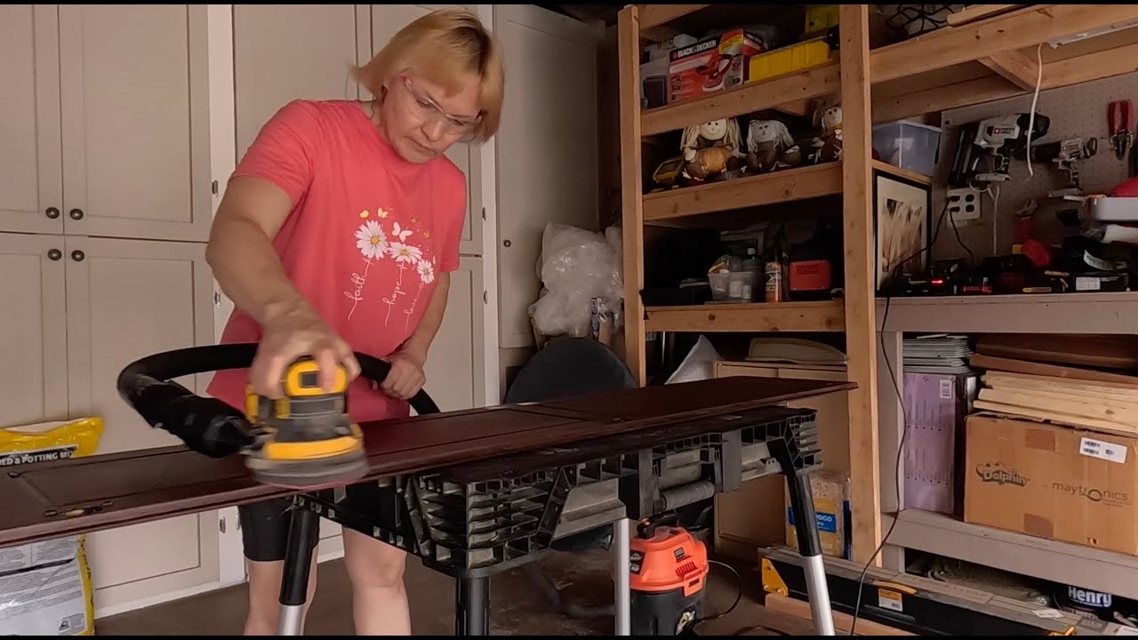 Небольшие покупки для кухни. Ошкуривание дверок шкафов перед покраской ...