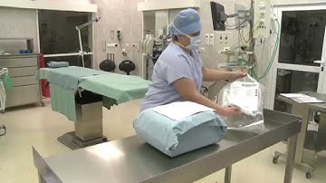 MÖLNLYCKE - Manipulace s trayem ProcedurePak