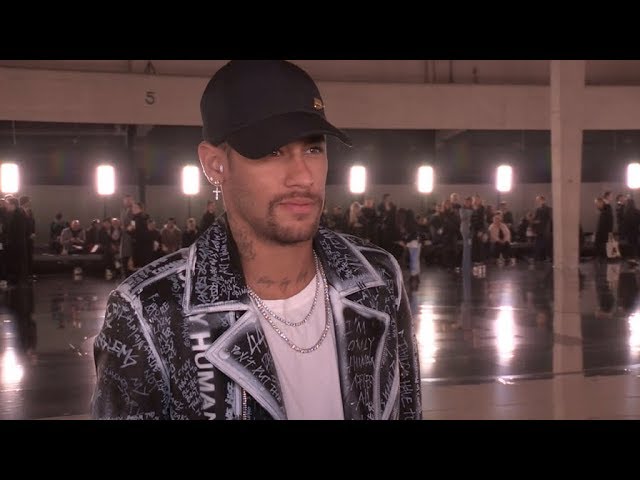 GOAL on X: Neymar attends Paris Fashion Week 🥶