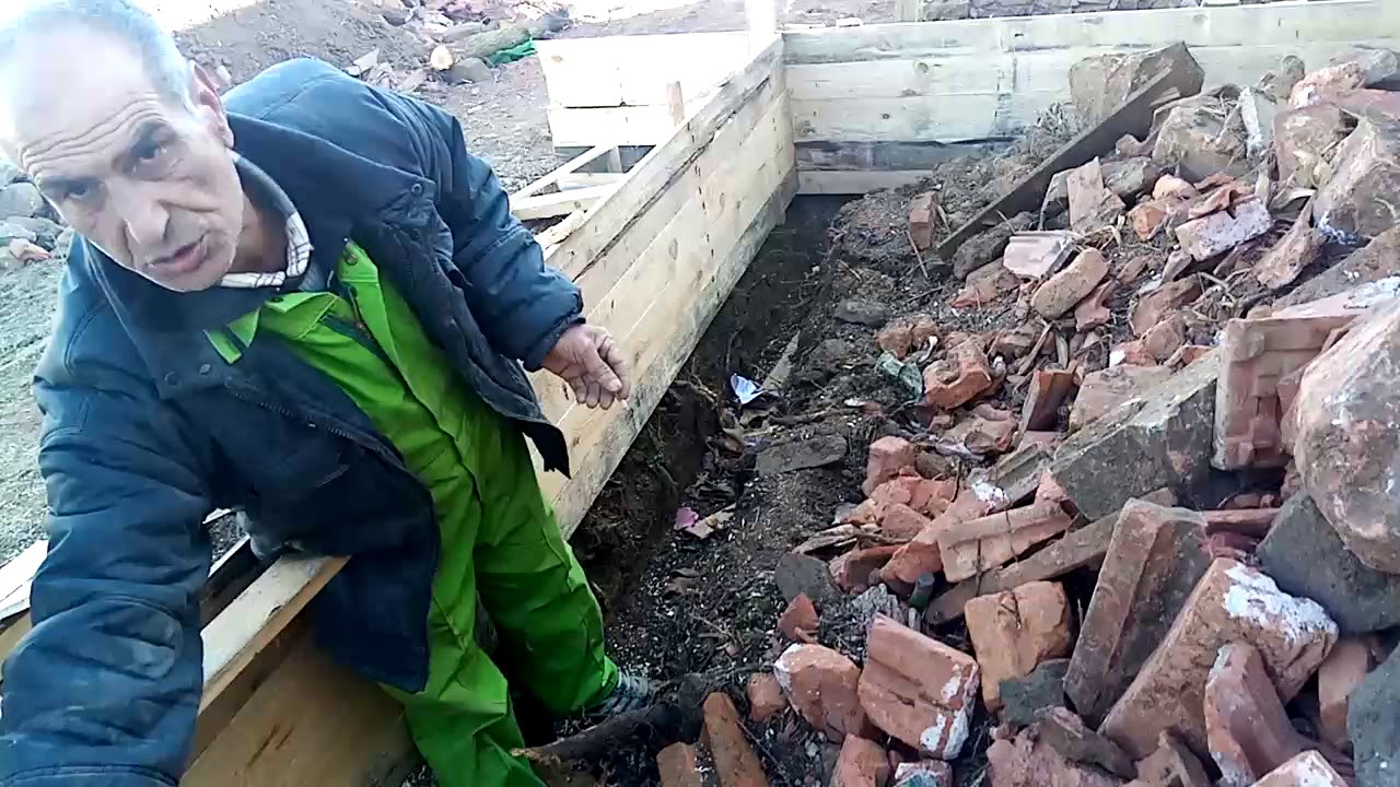 Maison en travaux - YouTube