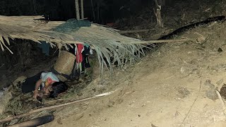 The restless sleep of an orphan boy khai living alone in the forest when an uninvited guest arrives.