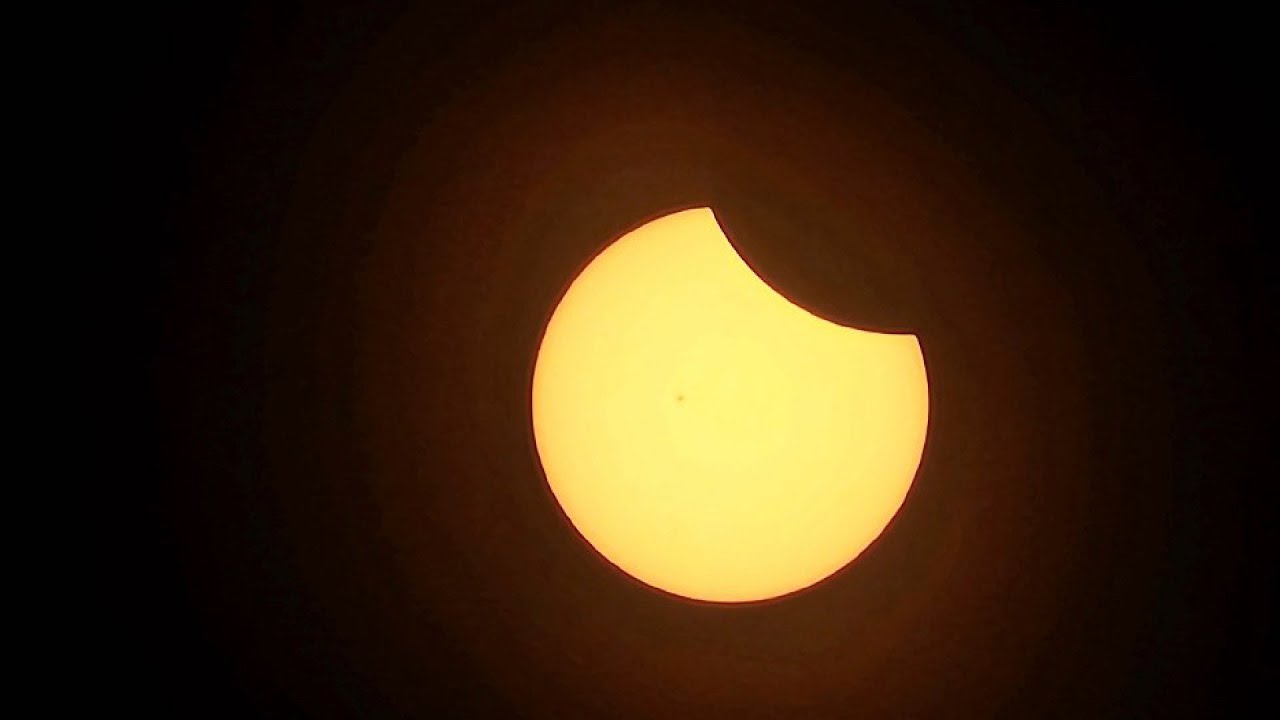 Видео полного солнечного затмения из Северной Америки