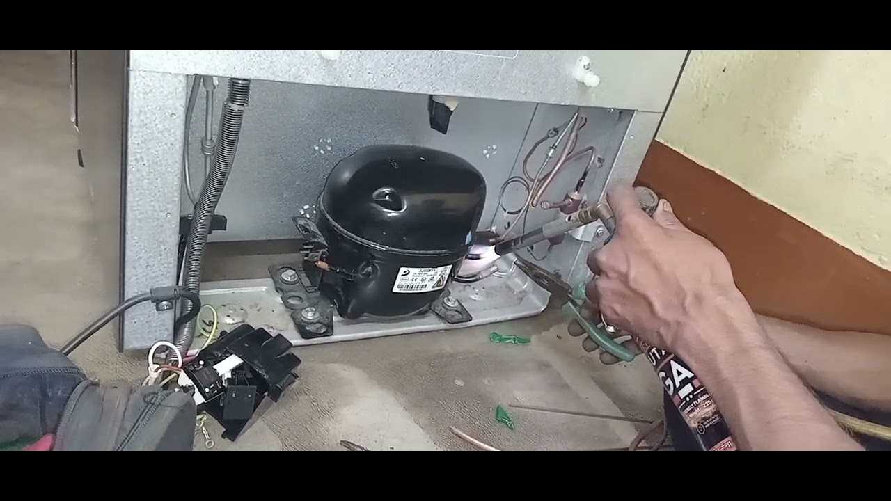 How to remove leakage copper pipe in compressor 