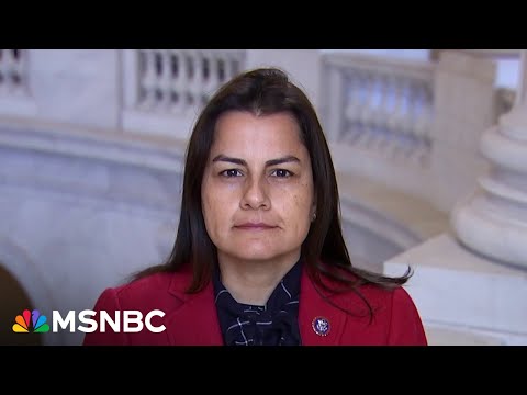 “Completely unacceptable”: Rep. Barragan on Hispanic lawmakers not being part of border talks