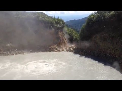 Dominica  - The Boiling Lake