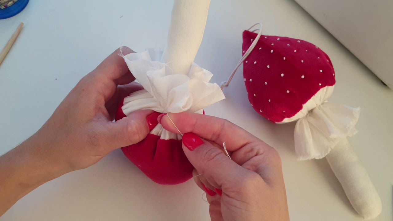 Красивые  мухоморы  для декора дома. Своими руками.