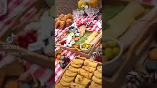 picnic with friends ? نزهة مع الأصدقاء