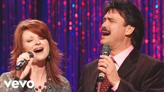 Charlotte Ritchie, Ivan Parker - Tell Me the Story of Jesus/I Love to Tell the Story (Medley) [Live]