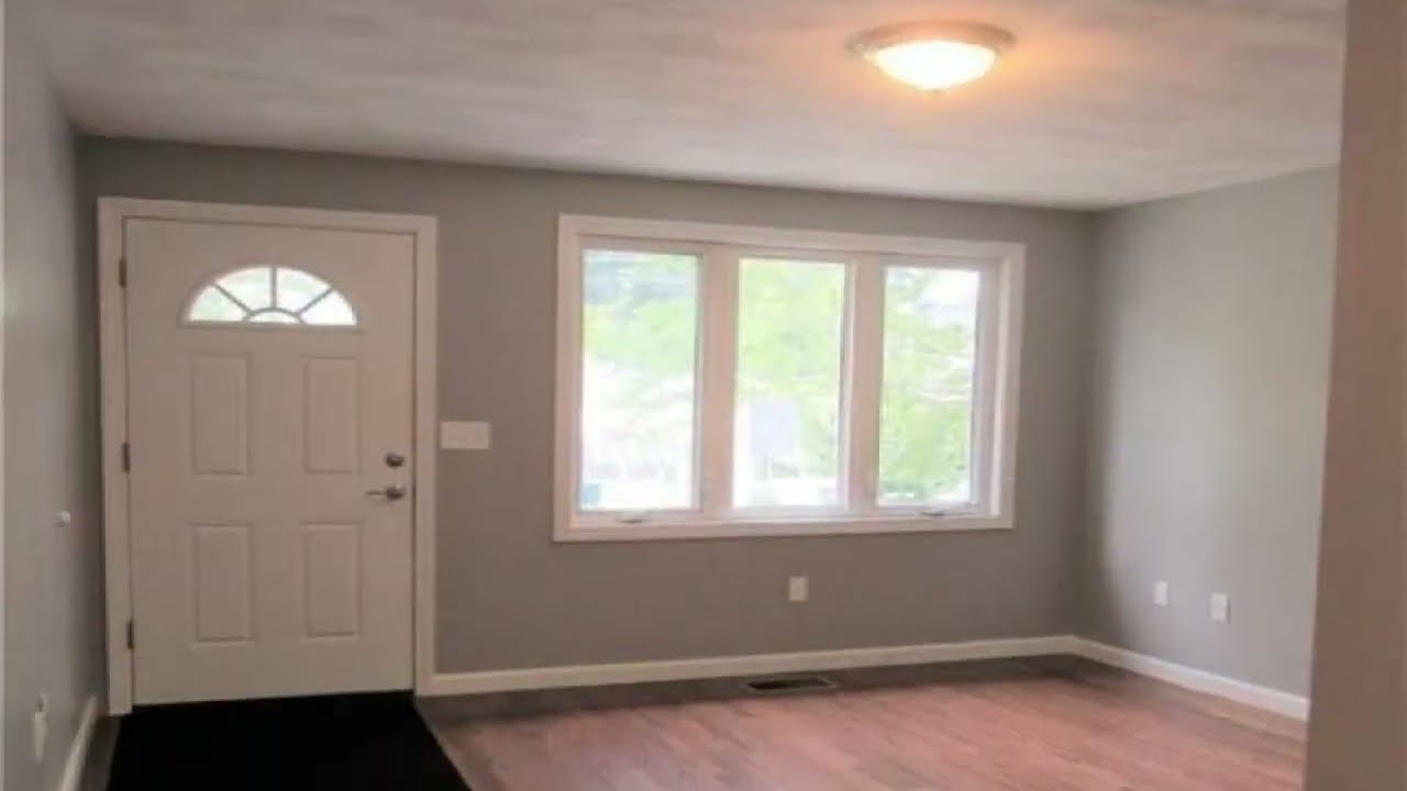 House For Sale in Rhode Island,  located in  Providence, RI  Price Tag $325,000