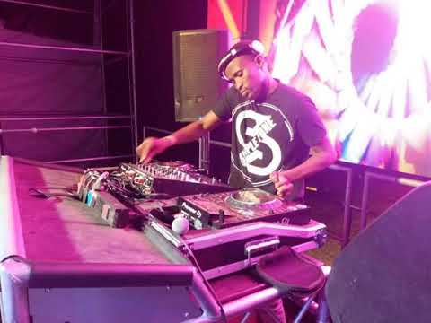 Deep Tonic Sessions #023 Mixed by Simple Tone