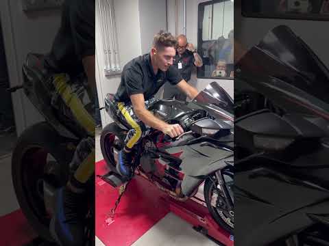 Red 2021 Kawasaki H2 on the Dyno with DankWheelie