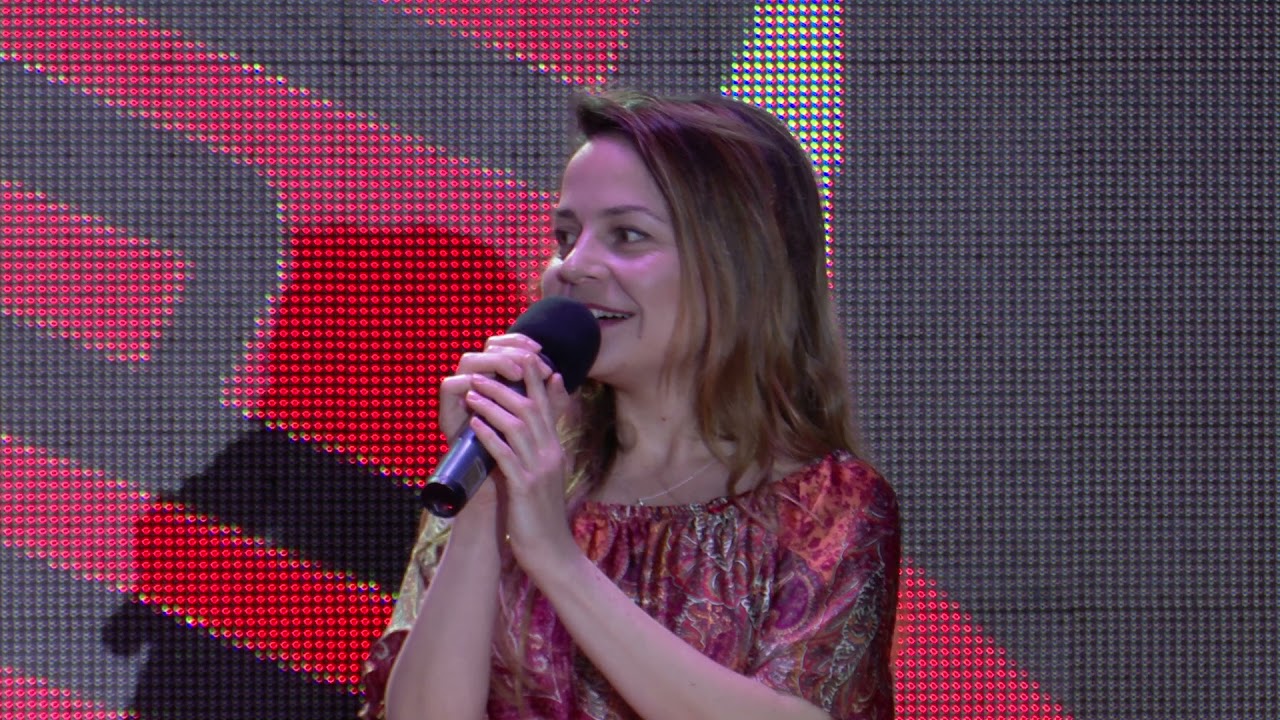 Традицията и модерното в акапелната музика | Spectrum Vocal Band | TEDxSofia
