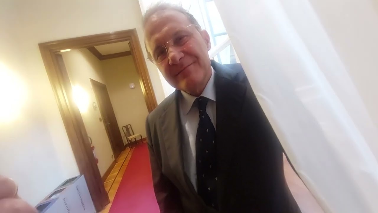 La trattativa sui Dazi: intervista al viceministro degli Esteri Edmondo Cirielli