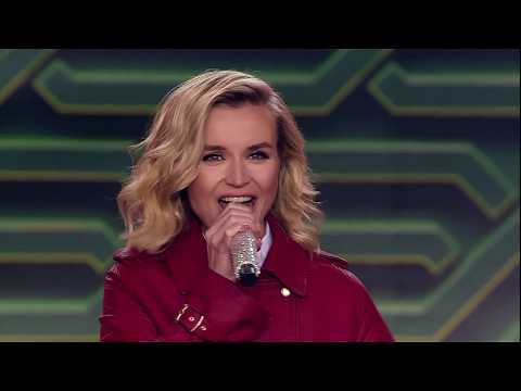 Wideo: Polina Gagarina została brunetką