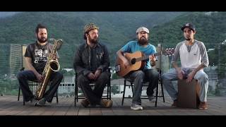 Video thumbnail of "Viento Roots - Música hasta el fin . (Acústico)"