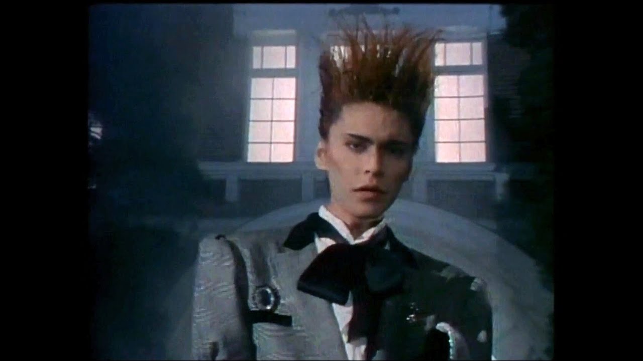 BUCK-TICK - DREAM OR TRUTH MV HD - YouTube