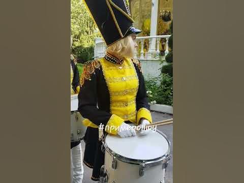 барабанщицы шоу - YouTube