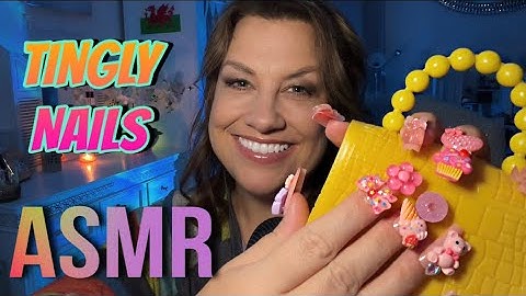 ASMR // Nail Clacking / Fast Tapping / Scratching Various Satisfying Sounds 