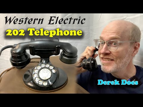 Western Electric 202 Telephone.